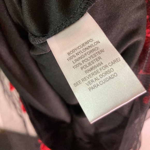 Floral Sleeveless Embroidered Mesh Sheath Black & Red - Picture 12 of 12